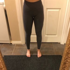 Lululemon align leggings in Dark Carbon
